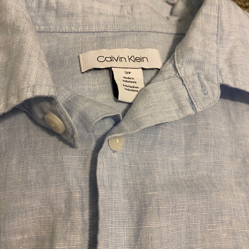 Calvin Klein button down bundle - Picture 3 of 5
